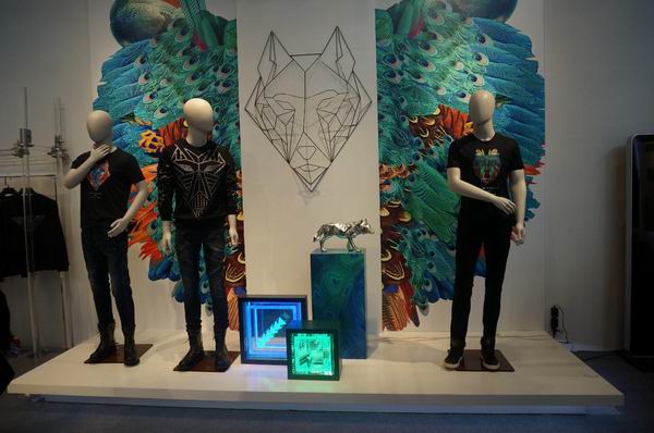 點擊進入下一頁 CHIC2016春季展 七匹狼攜狼顯狼性(圖2)