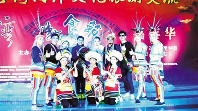 天氣漸熱，想吃美食呼吸清涼的空氣去哪里？4月30日至5月15日，為期半個月的臺灣美食盛宴與西北首屆航空科技展將在蘭州同步拉開帷幕，此次活動由保利·領秀山攜手臺灣著名夜市團隊舉辦。臺灣本土知名藝人金鐘獎最佳主持人阿布田，攜臺灣原住民藝術團、臺灣著名夜市團隊首次亮相蘭州。屆時，地道的臺灣人現場制作各類特色美食，熱情的原住民也將為廣大市民獻上極具臺灣民族風情的表演。